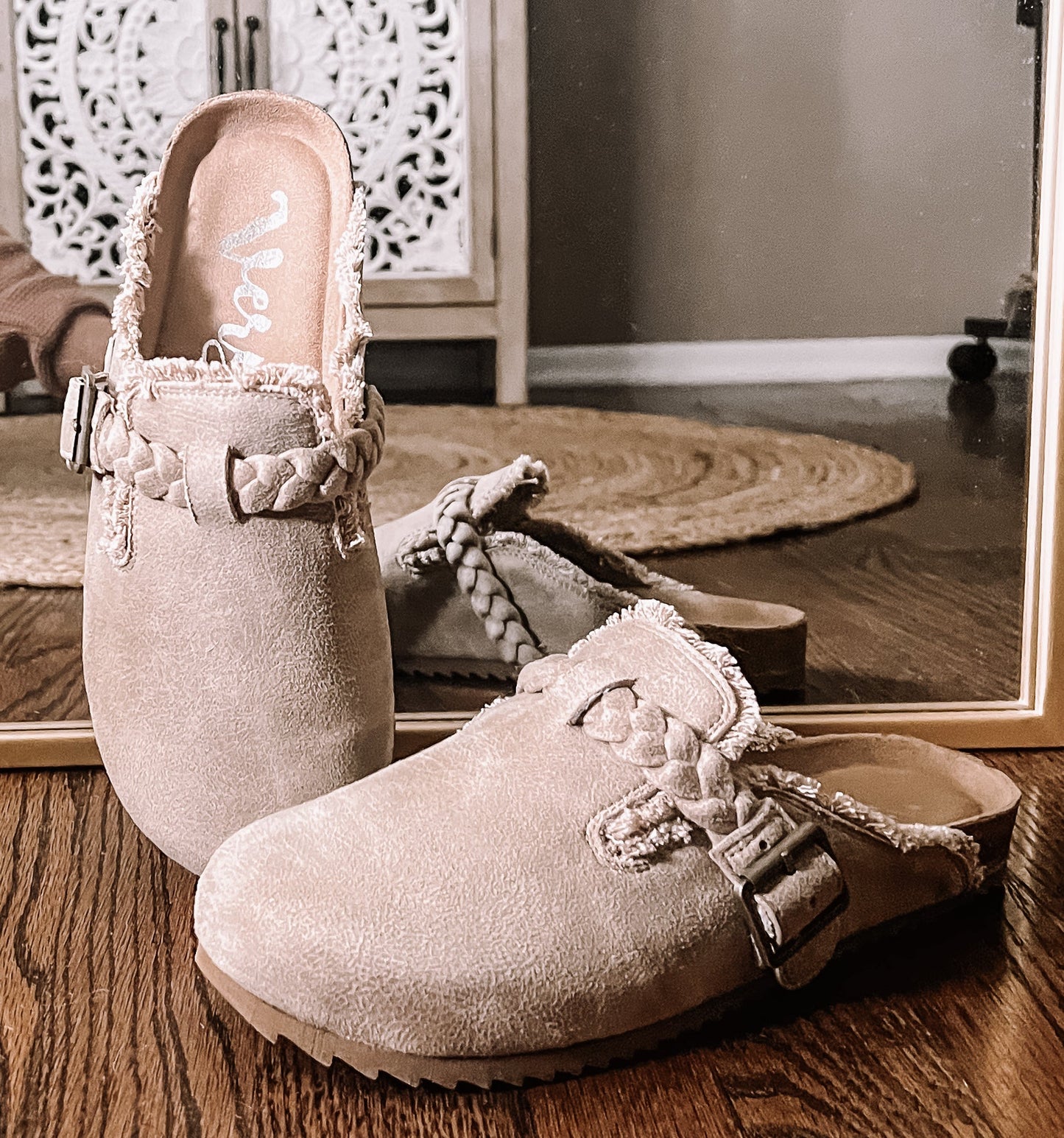 Very G Tan Braided Slide