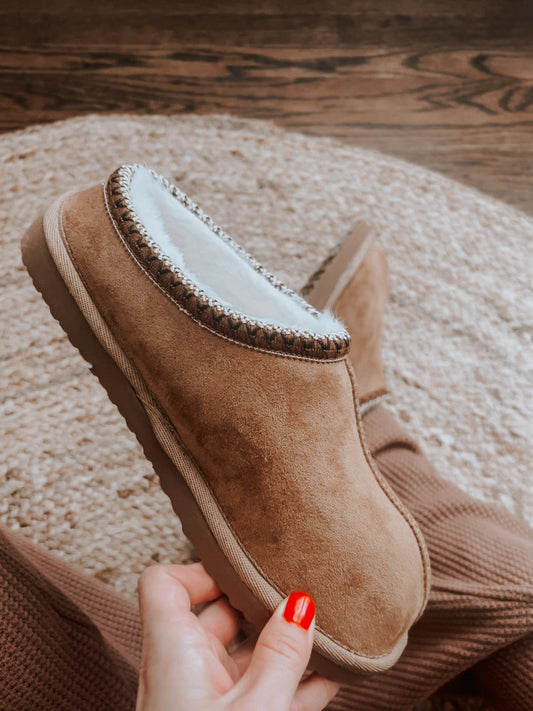 Very G's Luxurious Braided Slippers