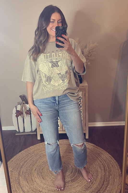 WORLD TOUR ROCK N ROLL VINTAGE EAGLE GRAPHIC TEE